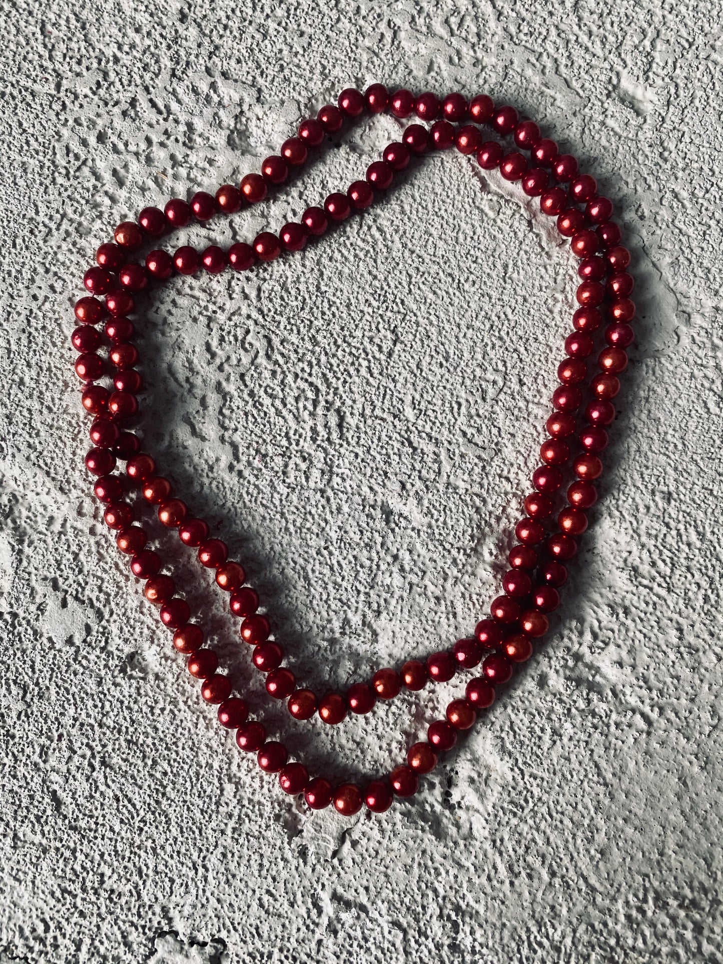Collier de perles rouge-orange vintage