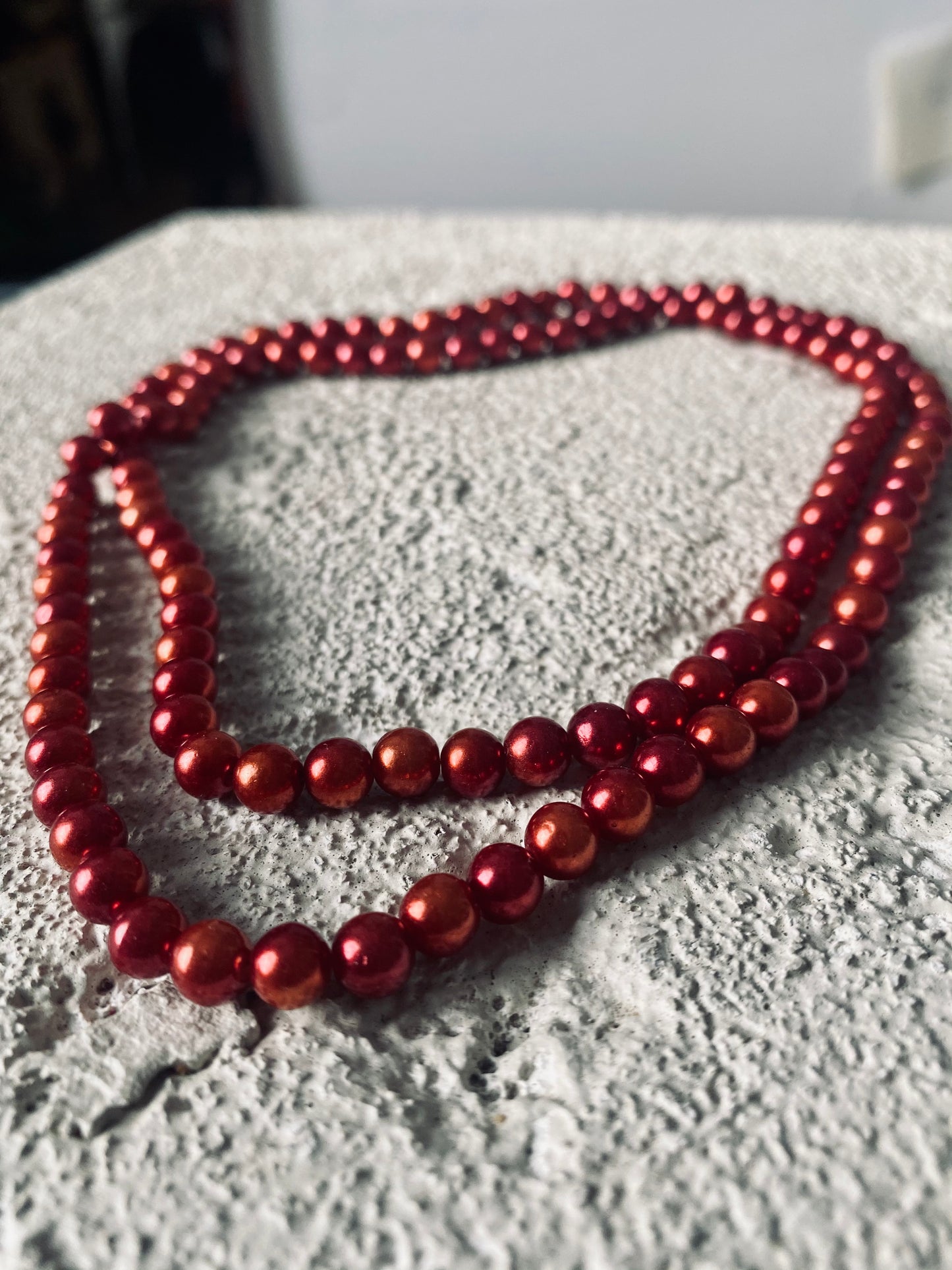 Collier de perles rouge-orange vintage